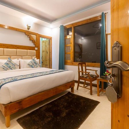 Golden Oak Bed & Breakfast Shimla Exterior foto
