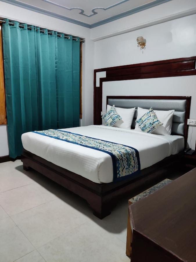 Golden Oak Bed & Breakfast Shimla Exterior foto
