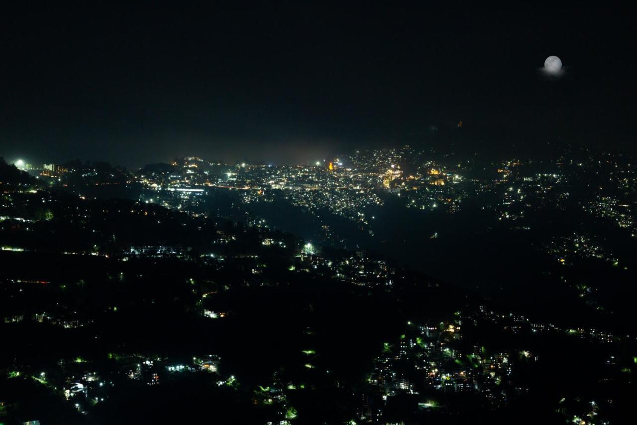 Golden Oak Bed & Breakfast Shimla Exterior foto